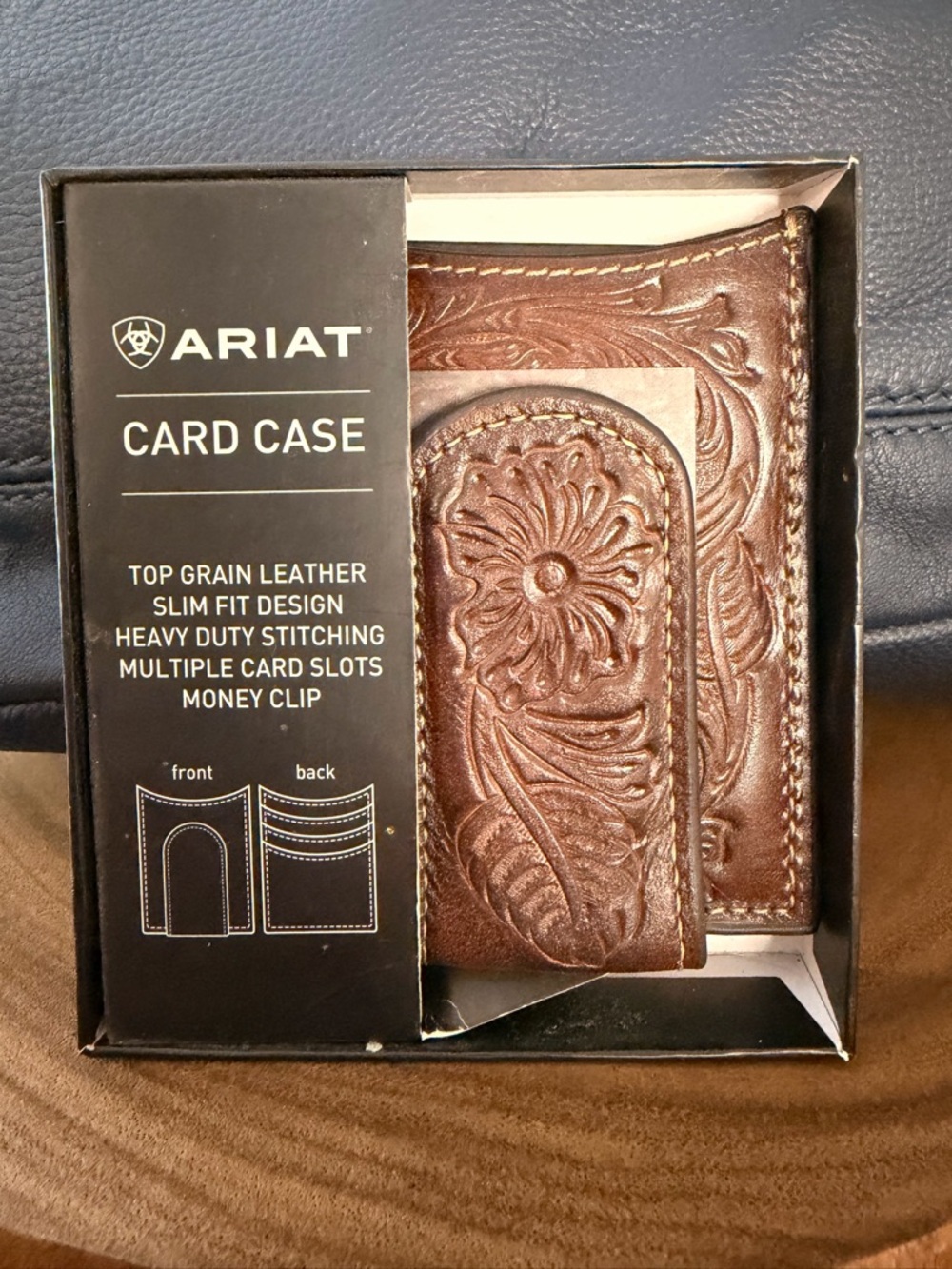 Ariat Wallet NIB more pics on the way!